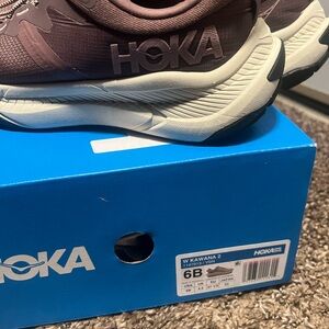 Hoka Kawana 2 Sneakers in Brown and Cream